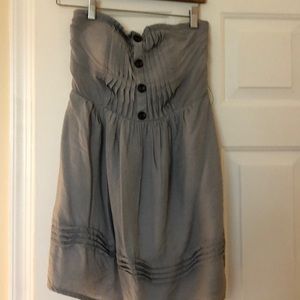 For and flare dress. Strapless dress